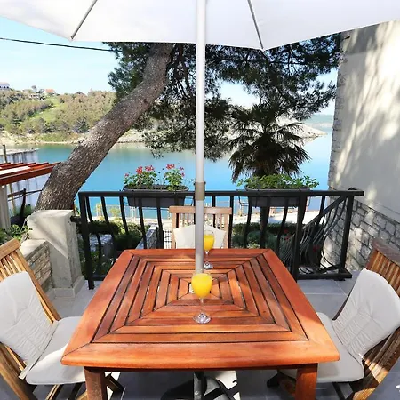 Apartmán By The Sea Novigrad - 14028 Novigrad (Dalmatia)